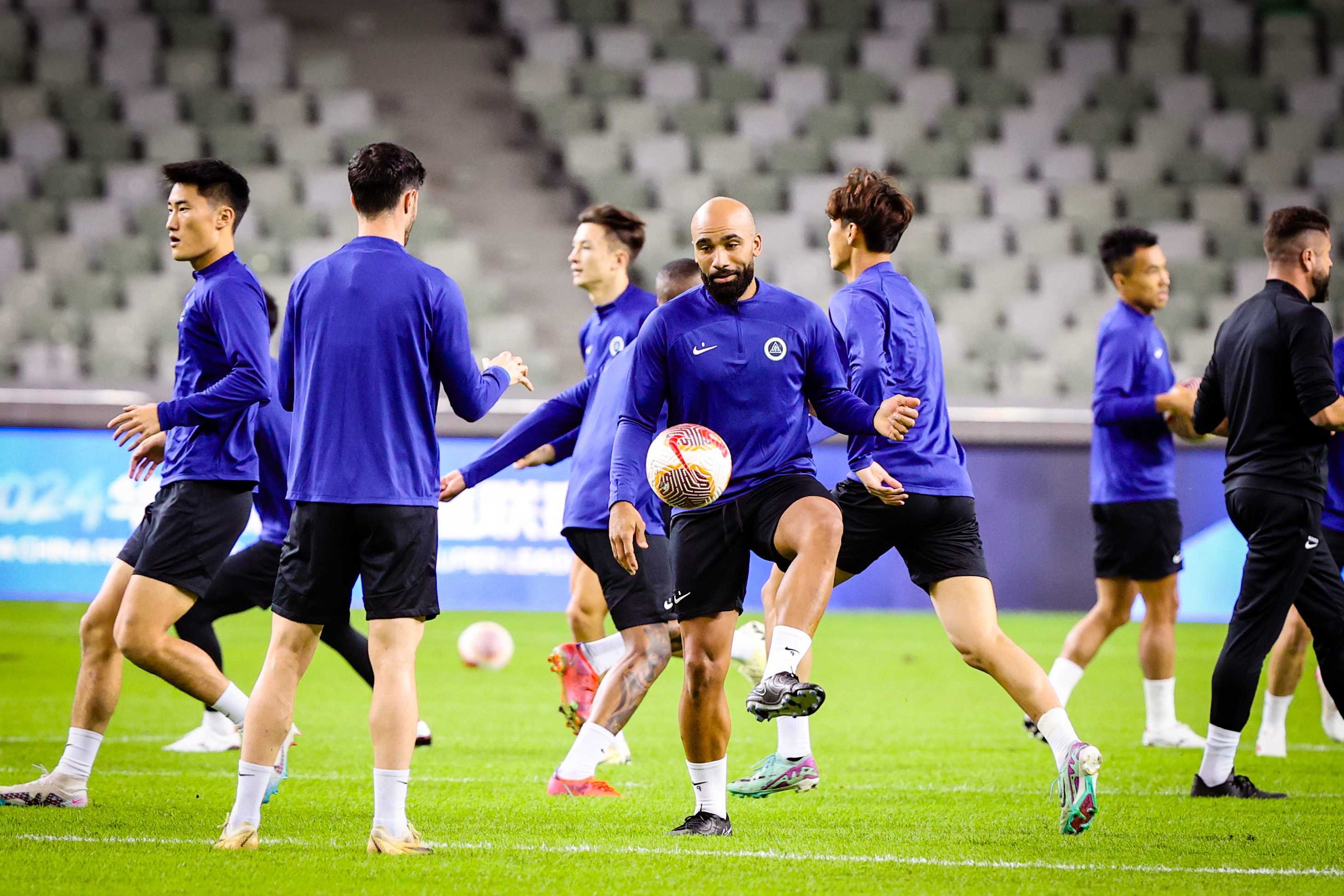 LD 乐动APP下载-巴黎圣日耳曼状态回暖备战中超夏洛特黄蜂围绕CBA常规赛临场应变，媒体一致点评：武汉三镇今夜回应争议的简单介绍