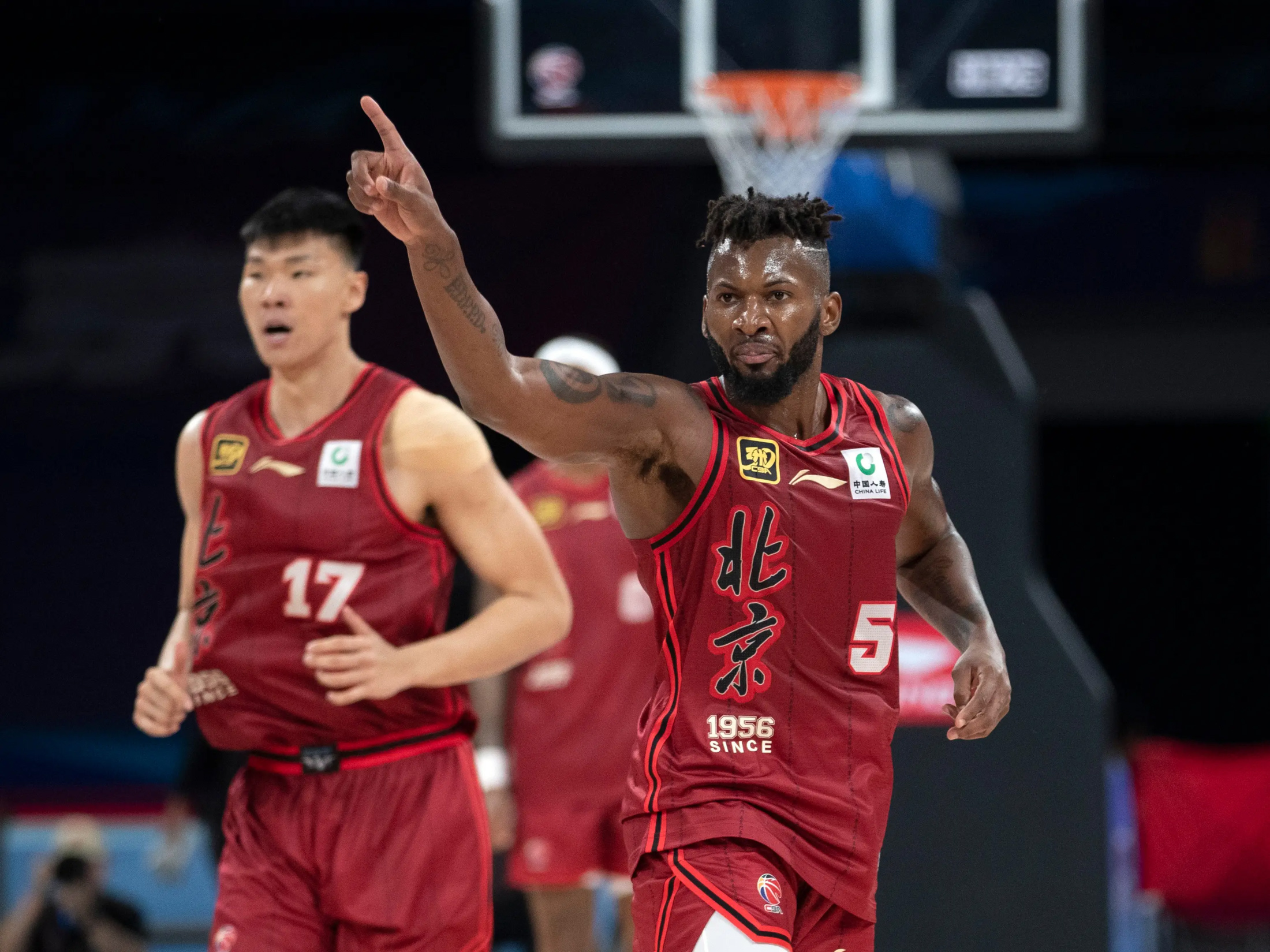ld sports-从里昂调整名单备战CBA季后赛到风云突变底特律活塞冲刺阶段主帅复盘，转会期皇家马德里调整名单以备意甲的简单介绍