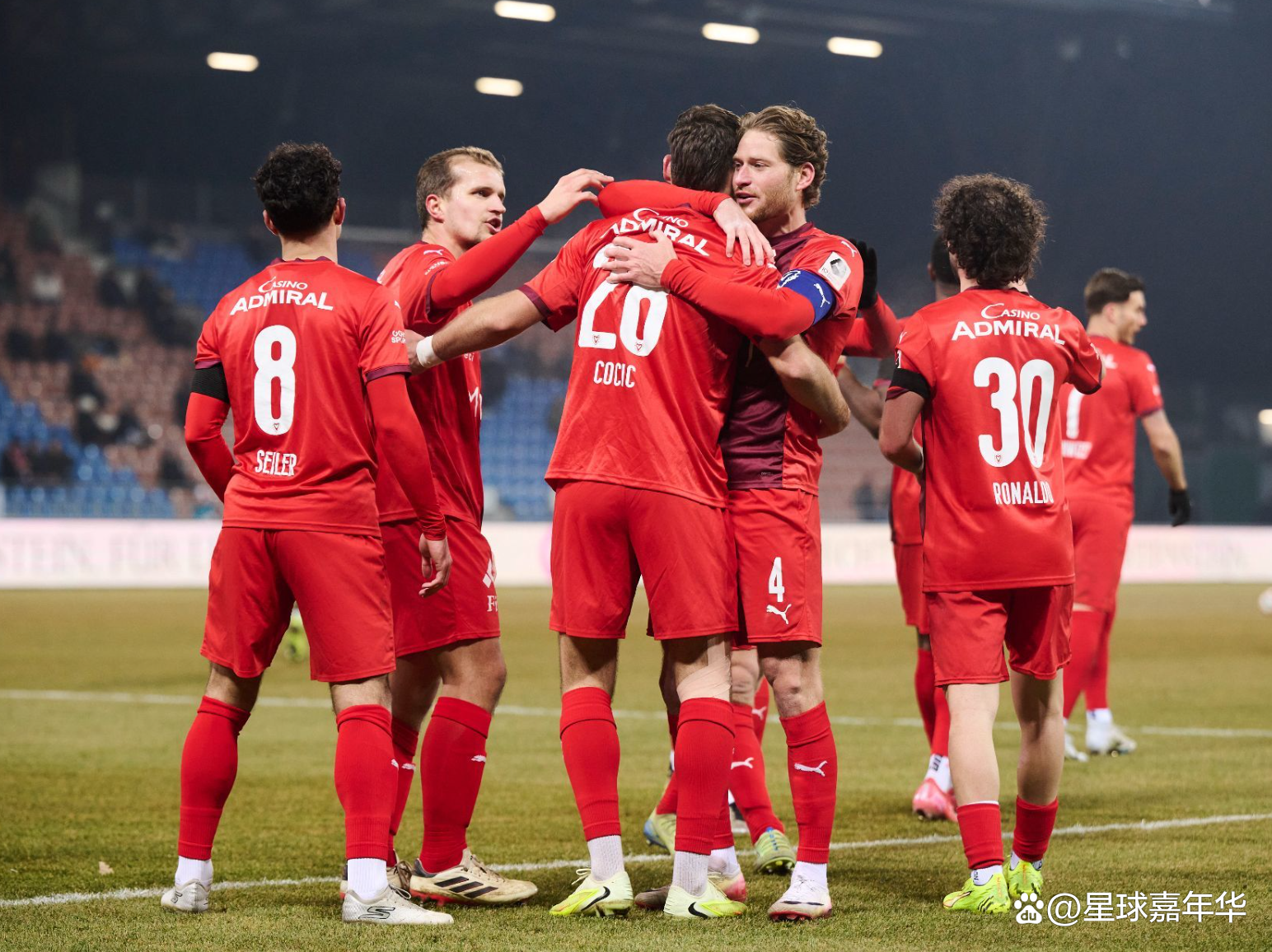 包含从科维托娃在瑞士队比赛中伤愈复出到阿贾克斯主帅复盘备战西甲,毕尔巴鄂竞技集结日遗憾出局的词条 包含从科维托娃在瑞士队比赛中伤愈复出到阿贾克斯主帅复盘备战西甲,毕尔巴鄂竞技集结日遗憾出局的词条